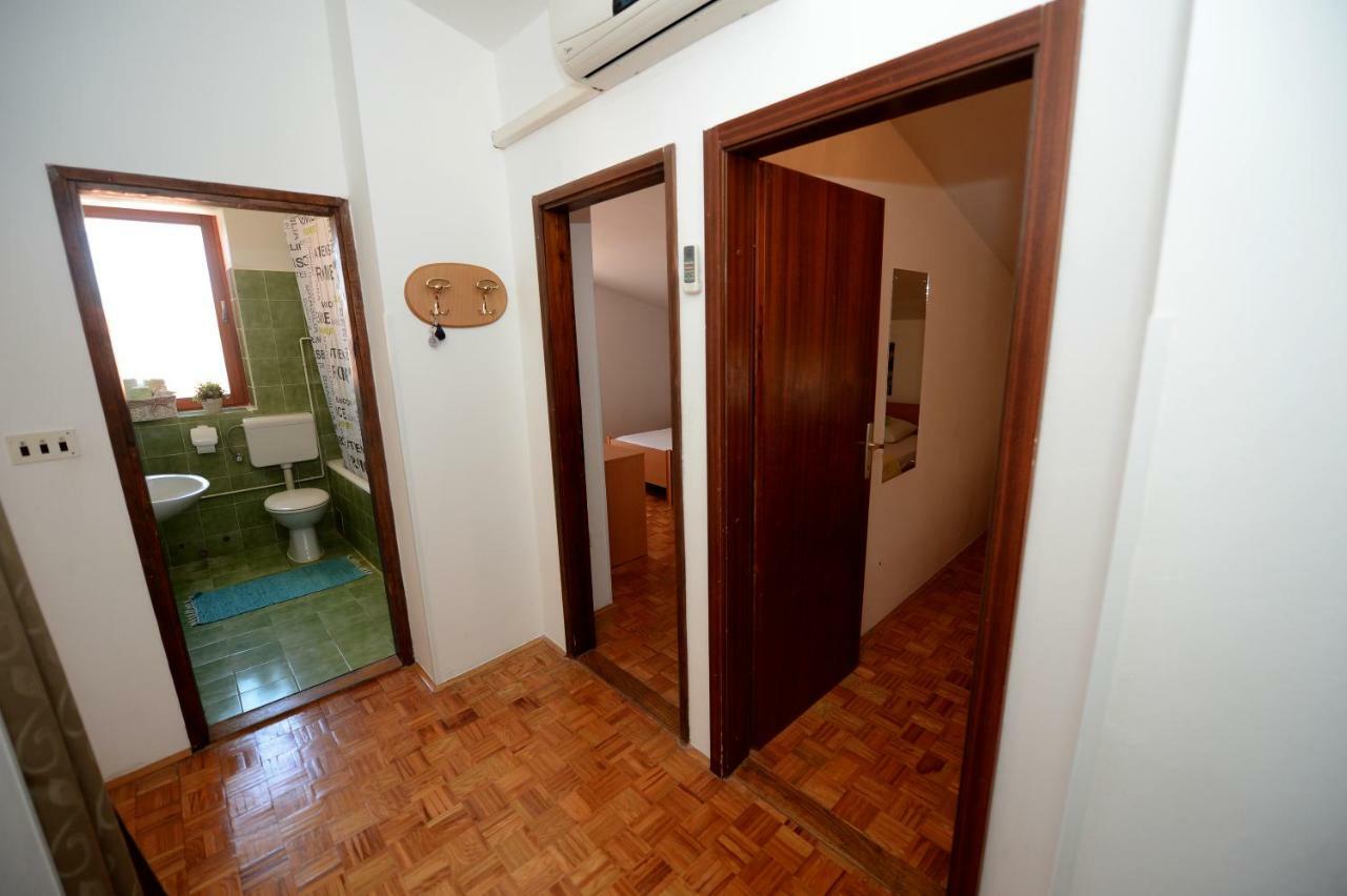 Padrenostro Apartment *